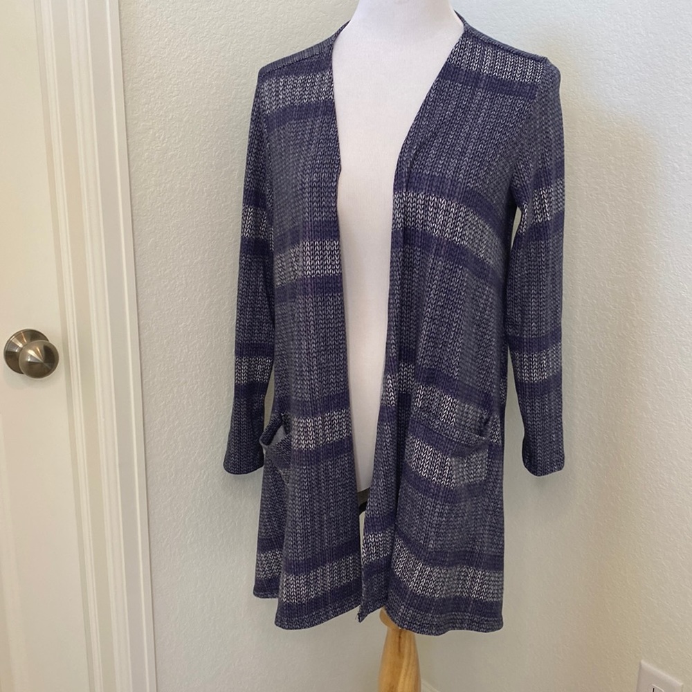 LuLaRoe Caroline Navy Gray Striped Open Front Long Cardigan Medium 8-12